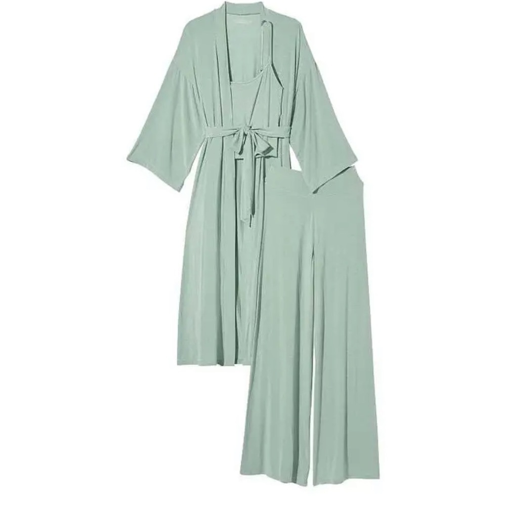 VICTORIA'S SECRET
Modal Three-Piece Pajama Set